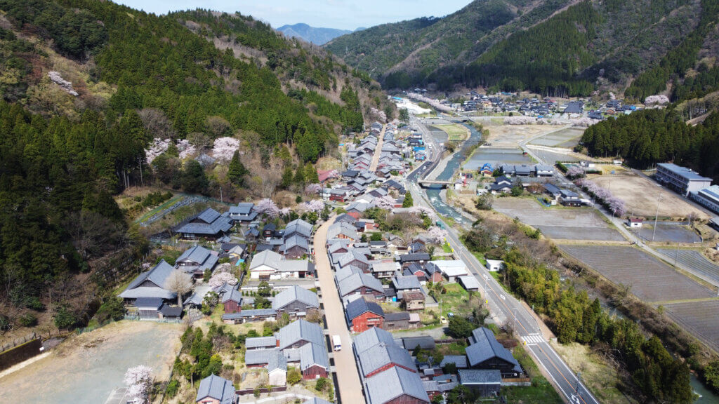 桜の宿場町熊川宿